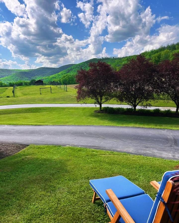 37 Oak Ridge House Bed & Breakfast Wellsboro Exterior foto